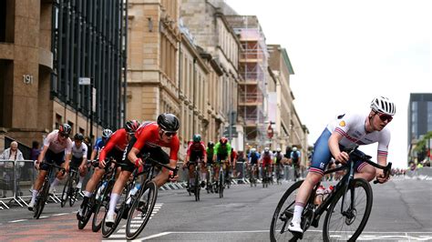Environmental protesters bring halt to men’s road race at cycling world championships